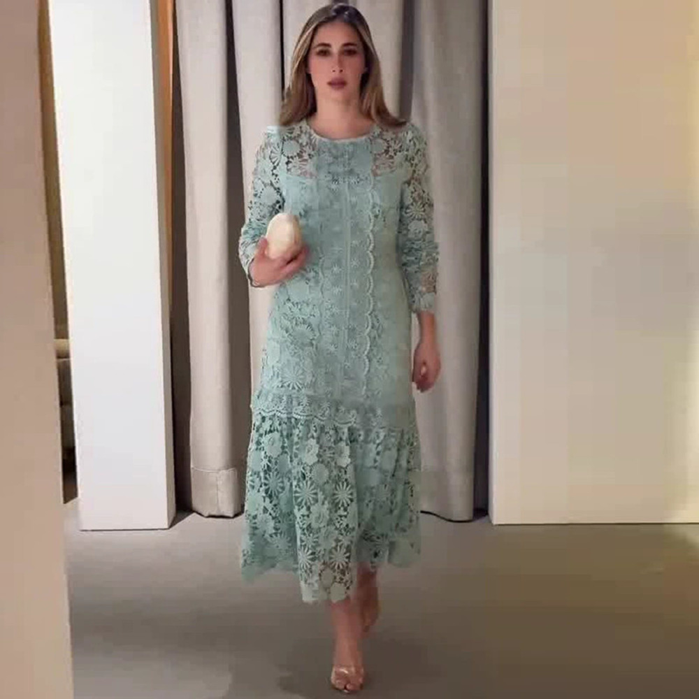 Forever 21 Round-Neck Three Quarter Sleeve Slim-Fit Elegant Midi Dress